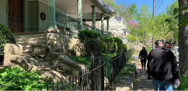 Historical Hike of the Promenade 