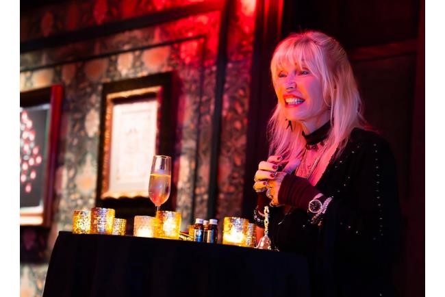 Patti Negri's Mystical Spirit Séance 